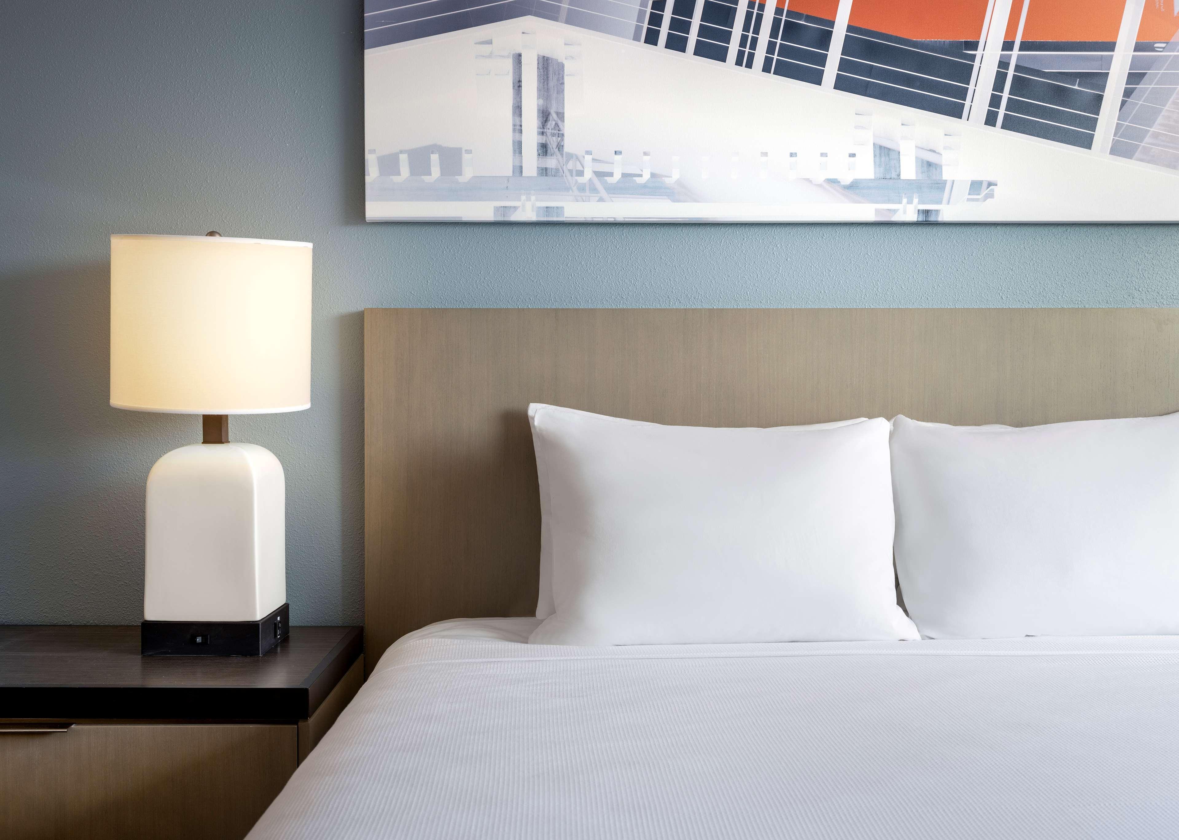 Отель Hyatt House San Jose Airport Экстерьер фото