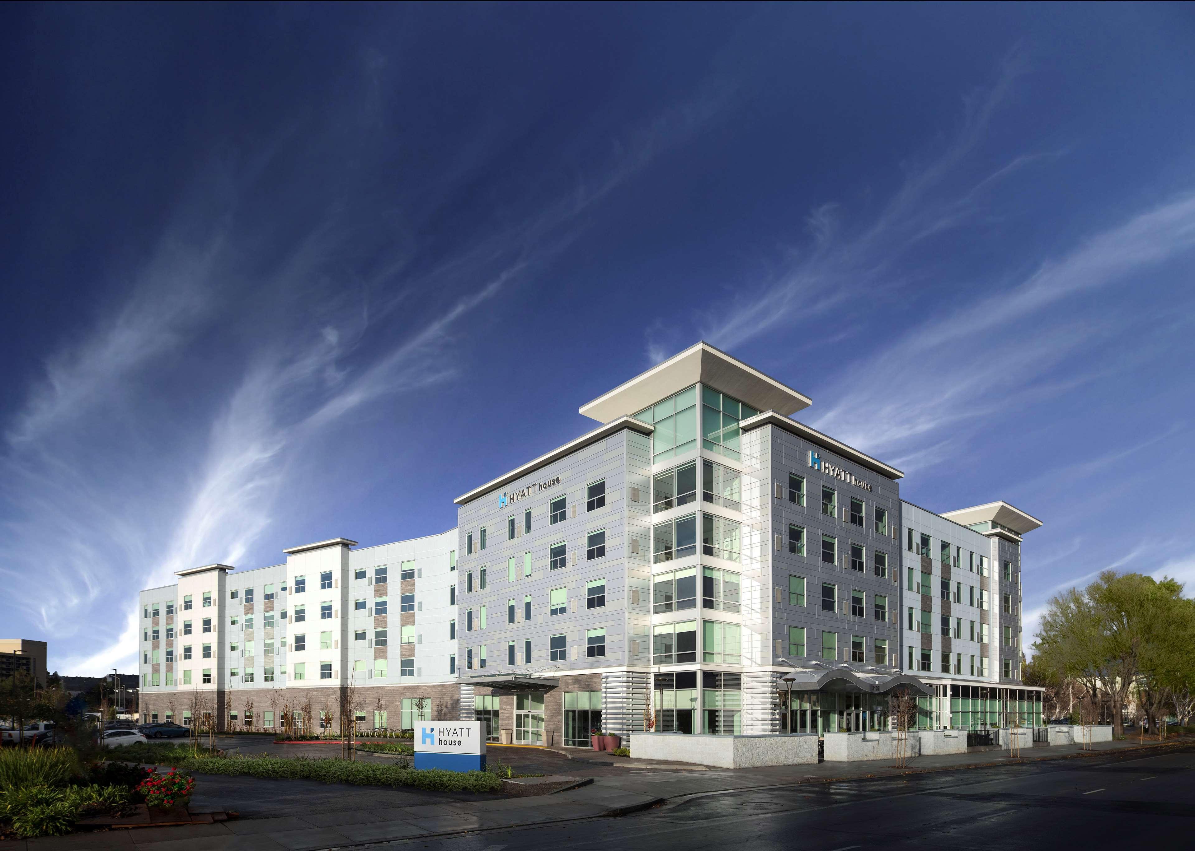 Отель Hyatt House San Jose Airport Экстерьер фото